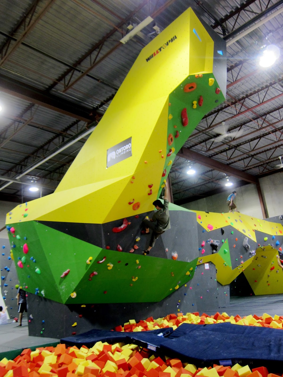 Hub Climbing in Markham a great bouldering experience