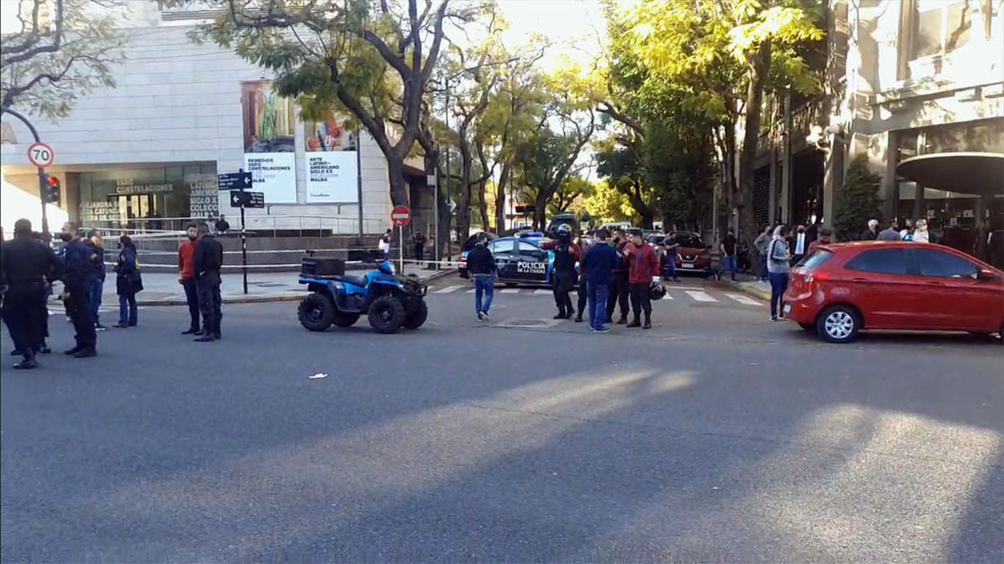Conmoción en Palermo: un ladrón apuñaló y mató a un policía tras un intento de robo Policía murió apuñalado en Palermo