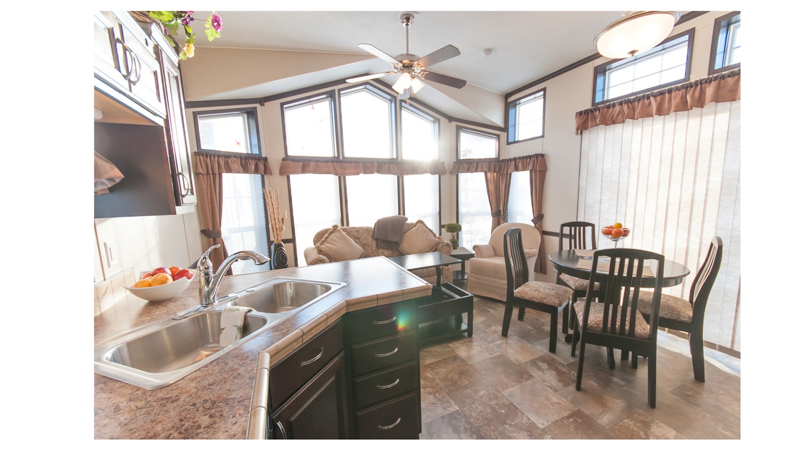 Expert Homes Luxury Recreational Homes Echo Lake Series Park Model