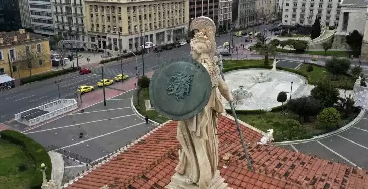 Εντός της ημέρας ανακοινώνονται τα νέα πιο σκληρά απαγορευτικά μέτρα Εντός της ημέρας ανακοινώνονται τα νέα πιο σκληρά απαγορευτικά μέτρα