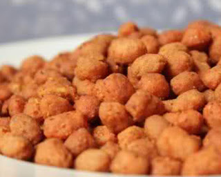 Jenis Kue Lebaran Favorit Yang Menghias Hari Raya kacang atom