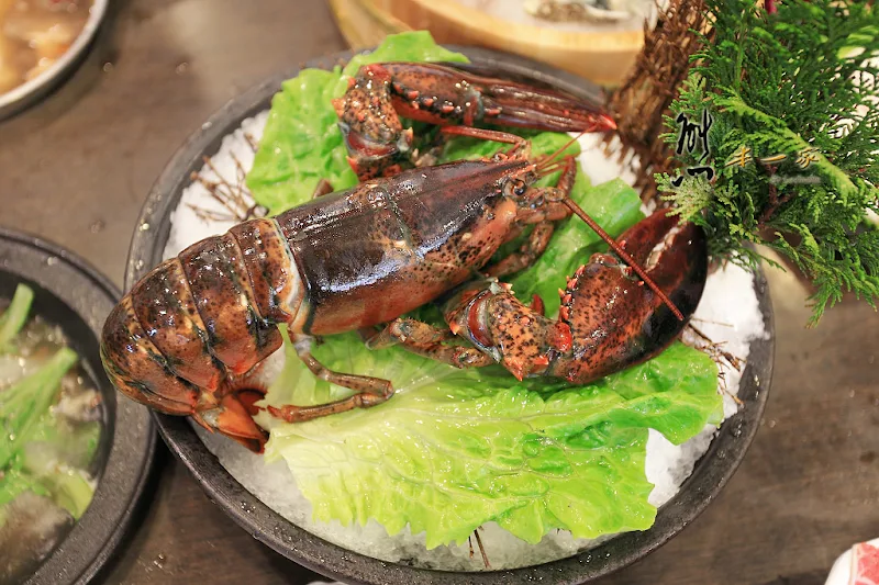 [台北松山吃到飽餐廳]味之町壽喜燒石頭火鍋~哈根達斯-啤酒-海鮮肉品無限供應