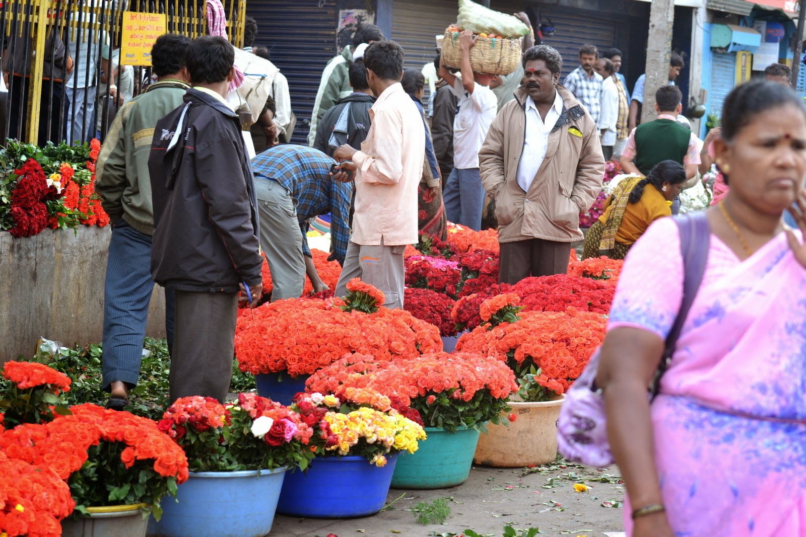 Bangalore Flower Market, K R Market