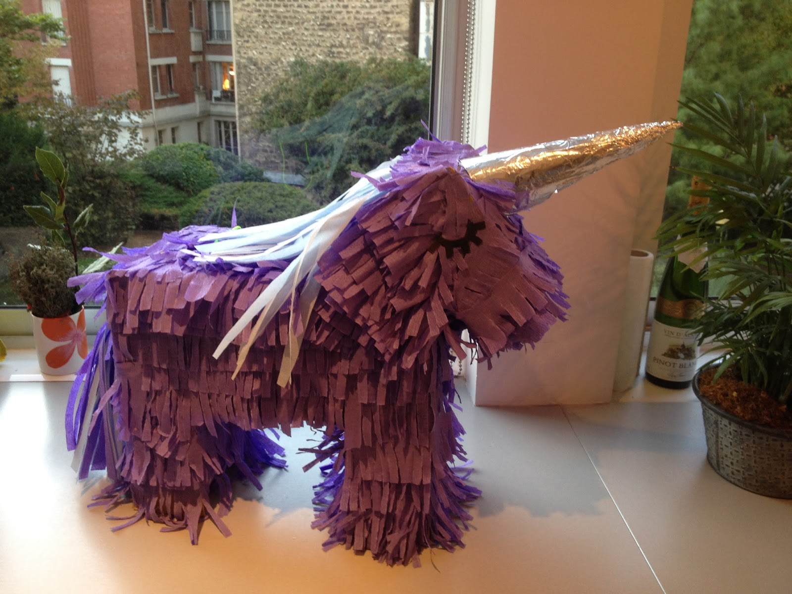 Comment fabriquer une piñata licorne DIY