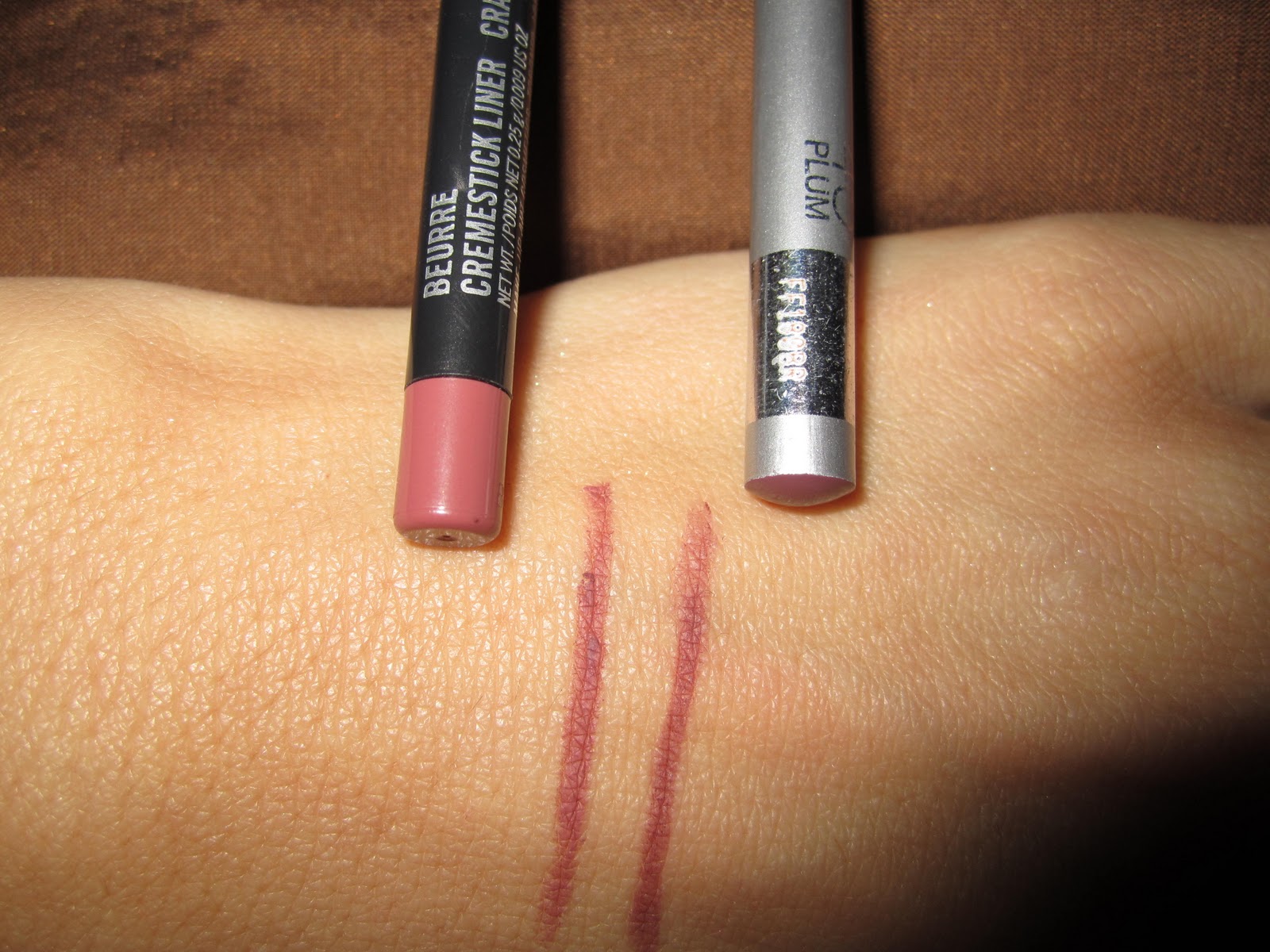 VANITY MAC BUERRE CREME STICK LINER YES IT'S TRUE! I FOUND A DUPE!
