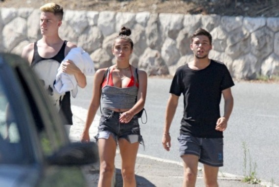Lourdes Leon With Friends In France Lourdes Leon (Madonna Daughter) was seen taking a walk with friends in Villefranche-sur-Mer, France on Sunday (August 11). The 16-year-old wore jean shorts and a gray tank over a red bik!ni top. She recently blogged about dealing with summertime.