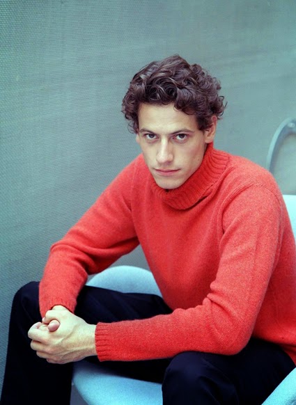 birthdays: Ioan Gruffudd (&mldr;more info, gifs and photos)