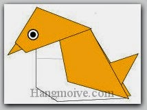 Bước 11: Vẽ mắt để hoàn thành cách xếp con chim sẻ đi nắng bằng giấy theo phong cách origami.