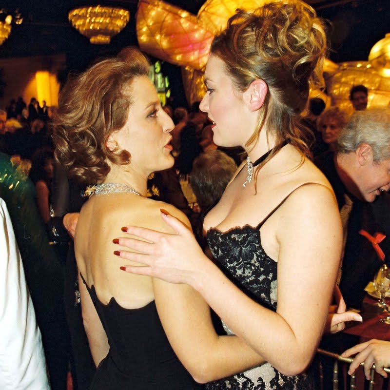 Kate Winslet Lesbian Kiss 78