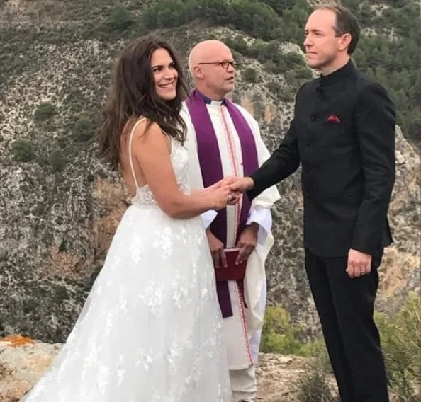 Mattias Klum got married with Iris Alexandrov in the Lecrin Valley