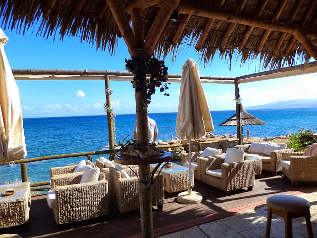 How about this beach-side bar in Hersonissos? Photo: Katie Belle.