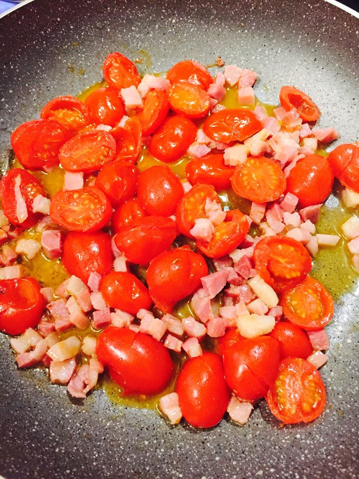 L'amore per la cucina di Sonia Mascioli Penne pancetta e pomodorini