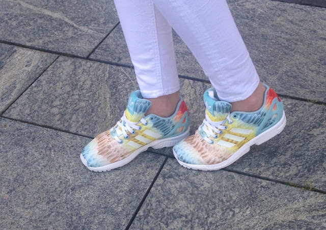TheBlondeLion Adidas ZxFlux DefShop Sporty Chic http://www.theblondelion.com/2015/06/look-outfitoftheday-adidas-sneakers-zxflux-defshop.html