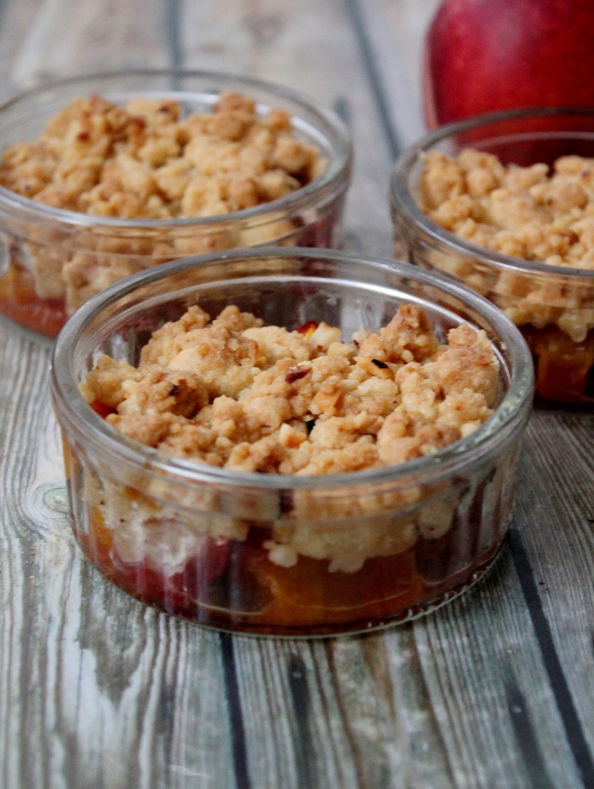 Crumble de nectarines aux noisettes