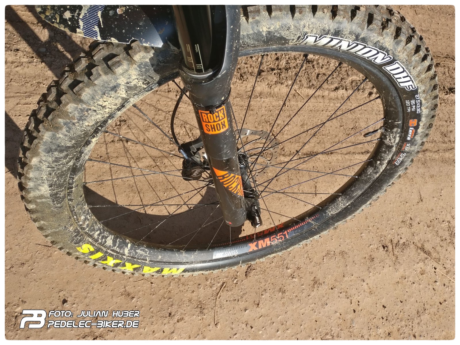 maxxis minion dhr 2 27 5x2 8