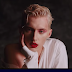 Arte na POC! Troye Sivan tá todo pop, artístico e colorido no clipe de “Bloom”