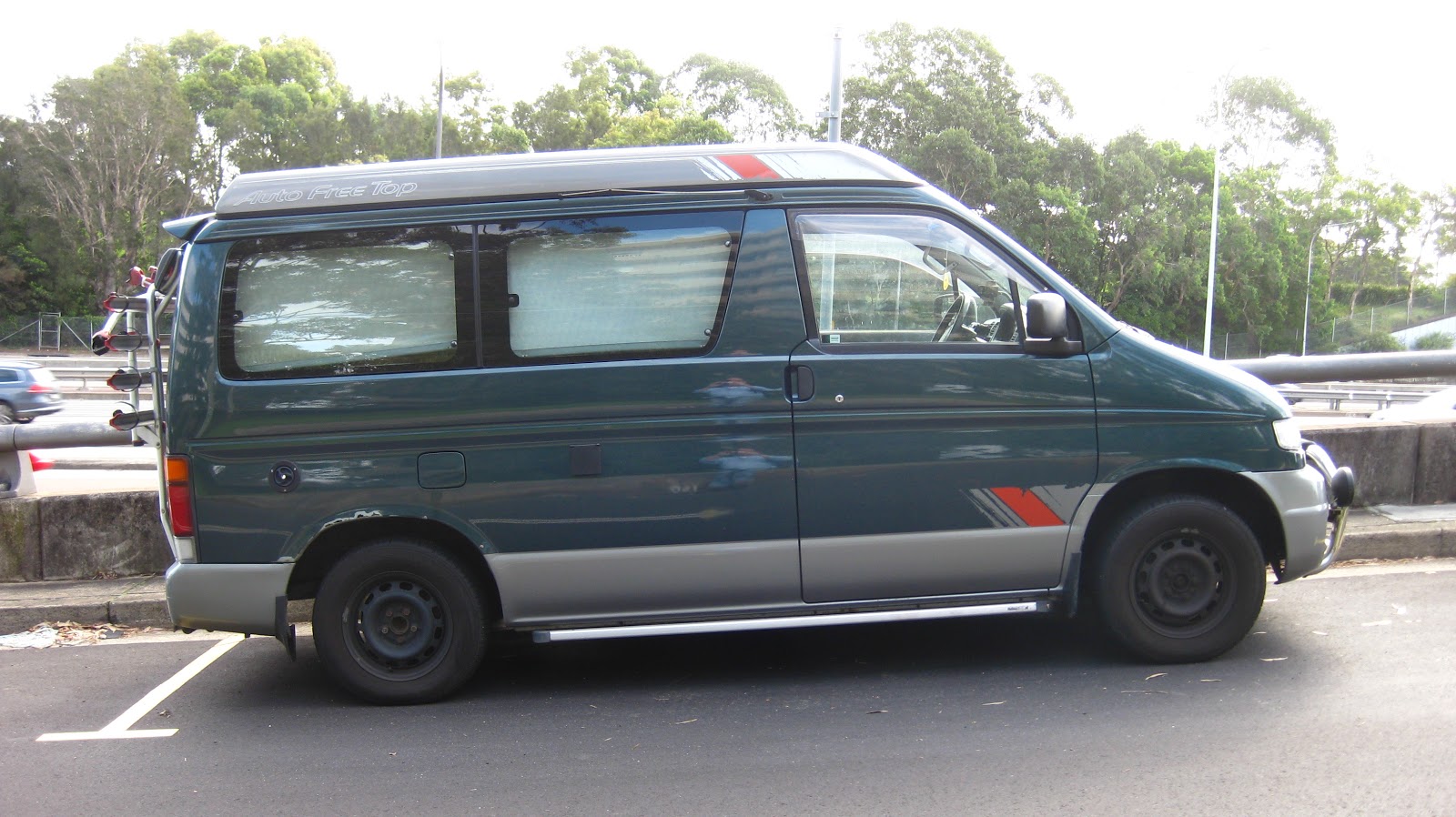 Форд фреда. Мазда Бонго Френди 1989. Форд Бонго Френди. Рейлинги Mazda Bongo Friendee. Форд Мазда Бонго Френди.