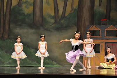 The Skogen Family: Hansel and Gretel Ballet