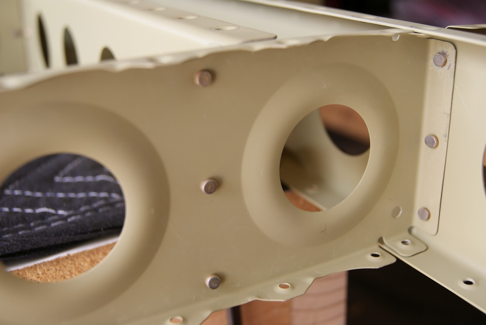 DOG Aviation John's RV-12 Blog: Stabilator Skeleton Assembly Completed