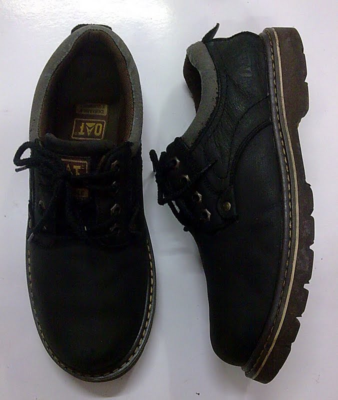 OAT SAFETY SHOES SIZE 10 (SOLD) different class bundle