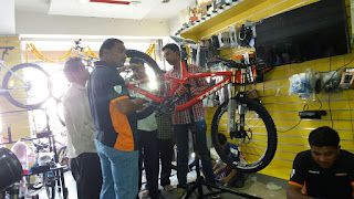 Firefox’s Session bike sells for a whopping Rs 10 lac