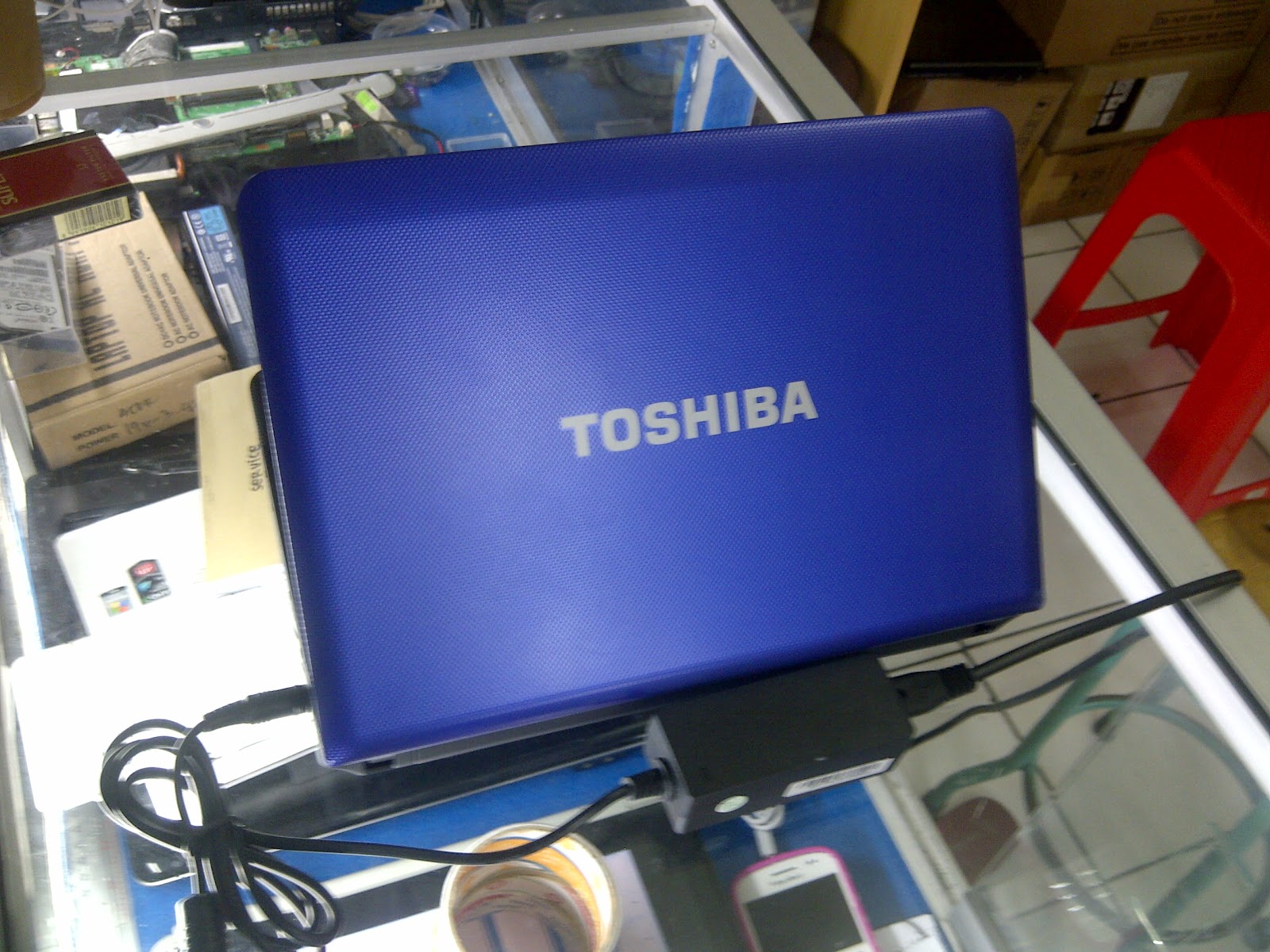 Graphics media accelerator 3600. Нетбук Toshiba nb510. Нетбук Тошиба синий. ТВ приставка nb510-WD. DBE 2800n.