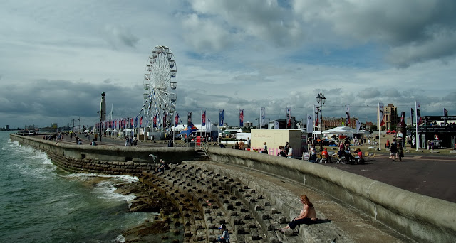 southsea seafront ferris wheel london eye americas cup event