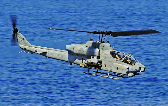 Foto Helikopter AH-1 SuperCobra Foto Helikopter AH-1 SuperCobra