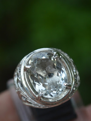 colorless Topaz colorless Topaz