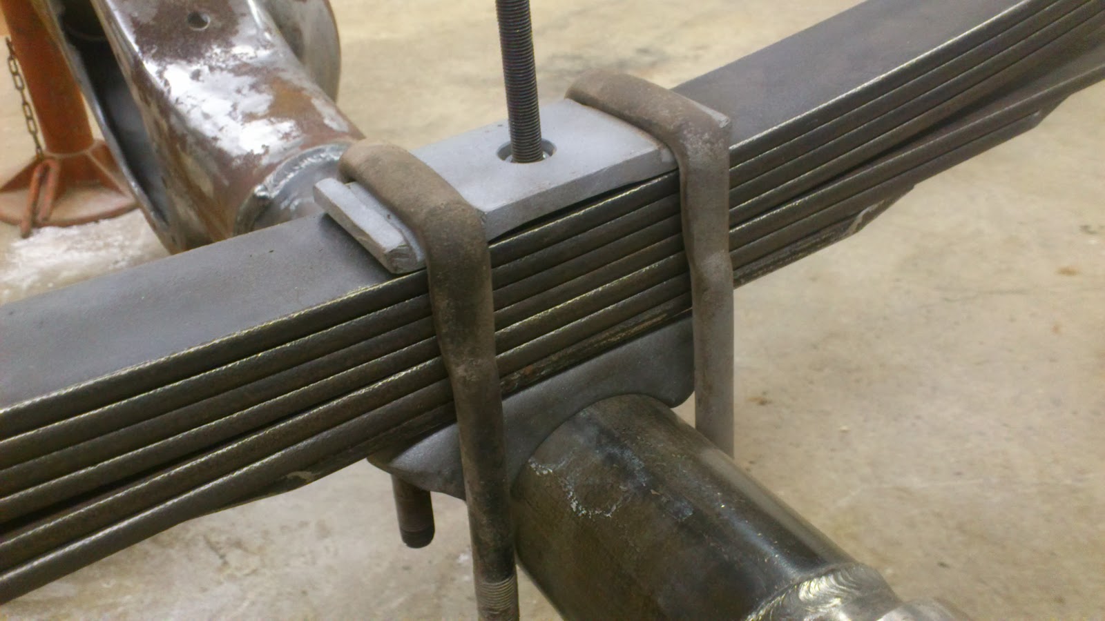 DinnerHill Rear leaf spring perch modifications 1