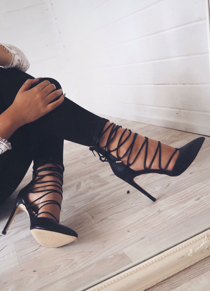 30+ Perfect High Heels Collection To Fell in Love With
