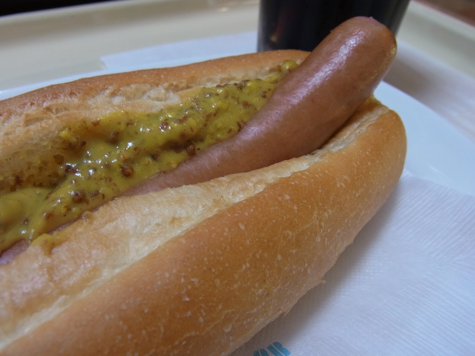 Yummy Okinawa 【DOUTOR】German Hot Dog 【Restaurant】