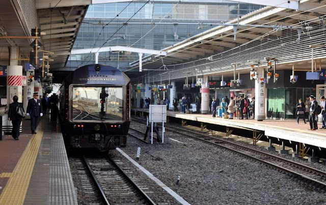 O trem mais luxuoso no Japão elfandarilha
