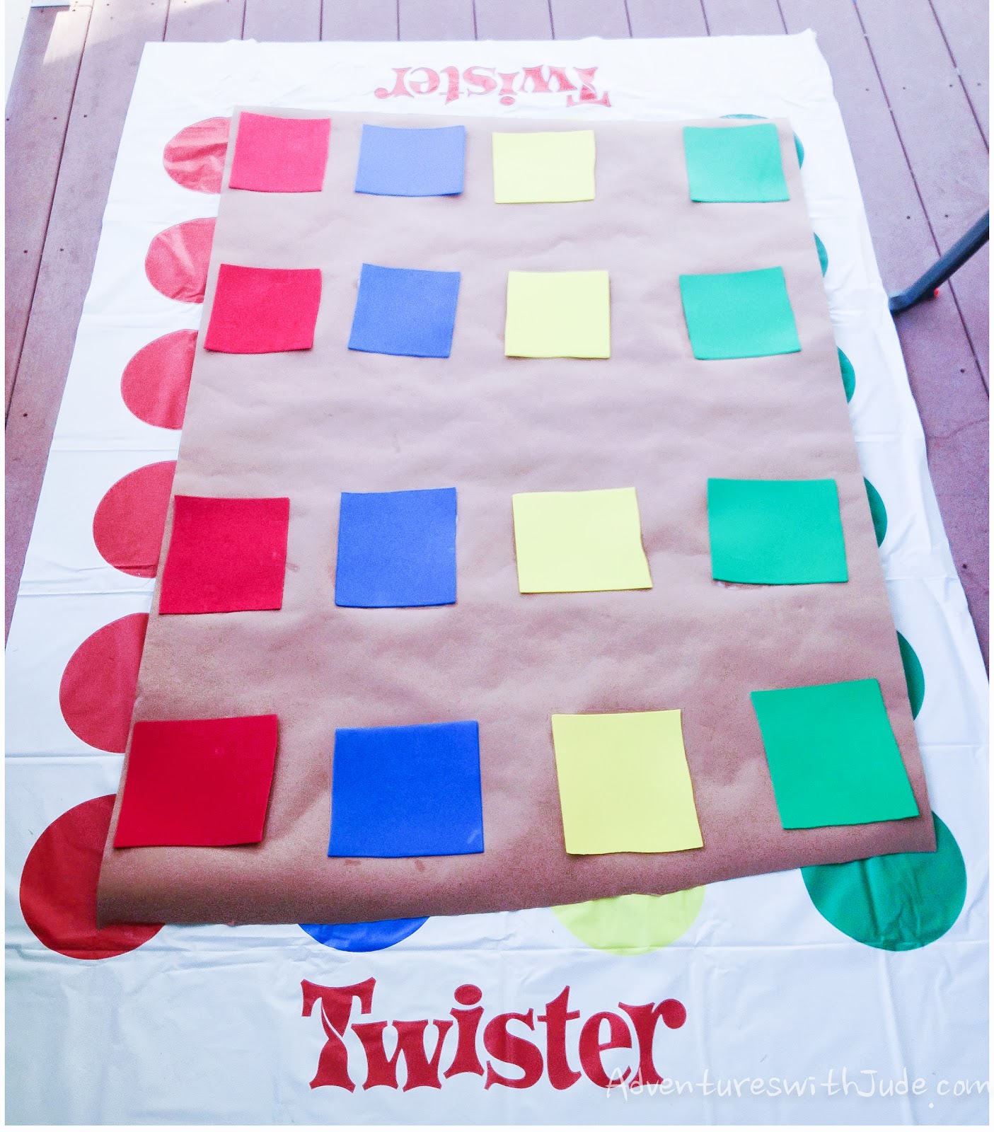 scaled small twister mat
