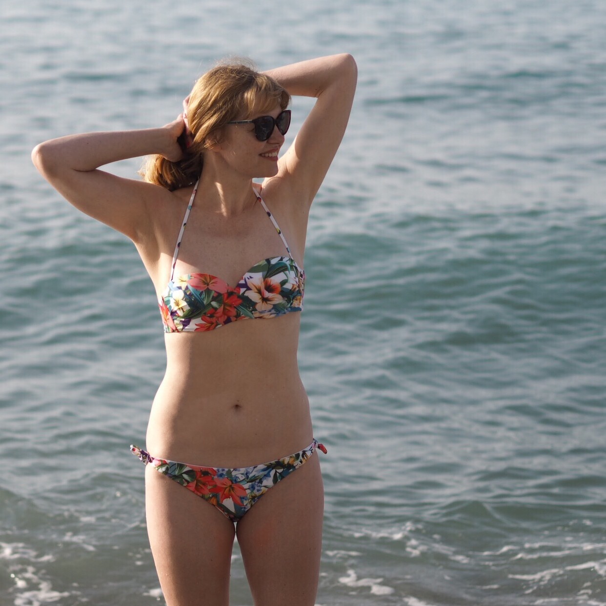 What Lizzy Loves Floral bikini, Nerja beach, over 40