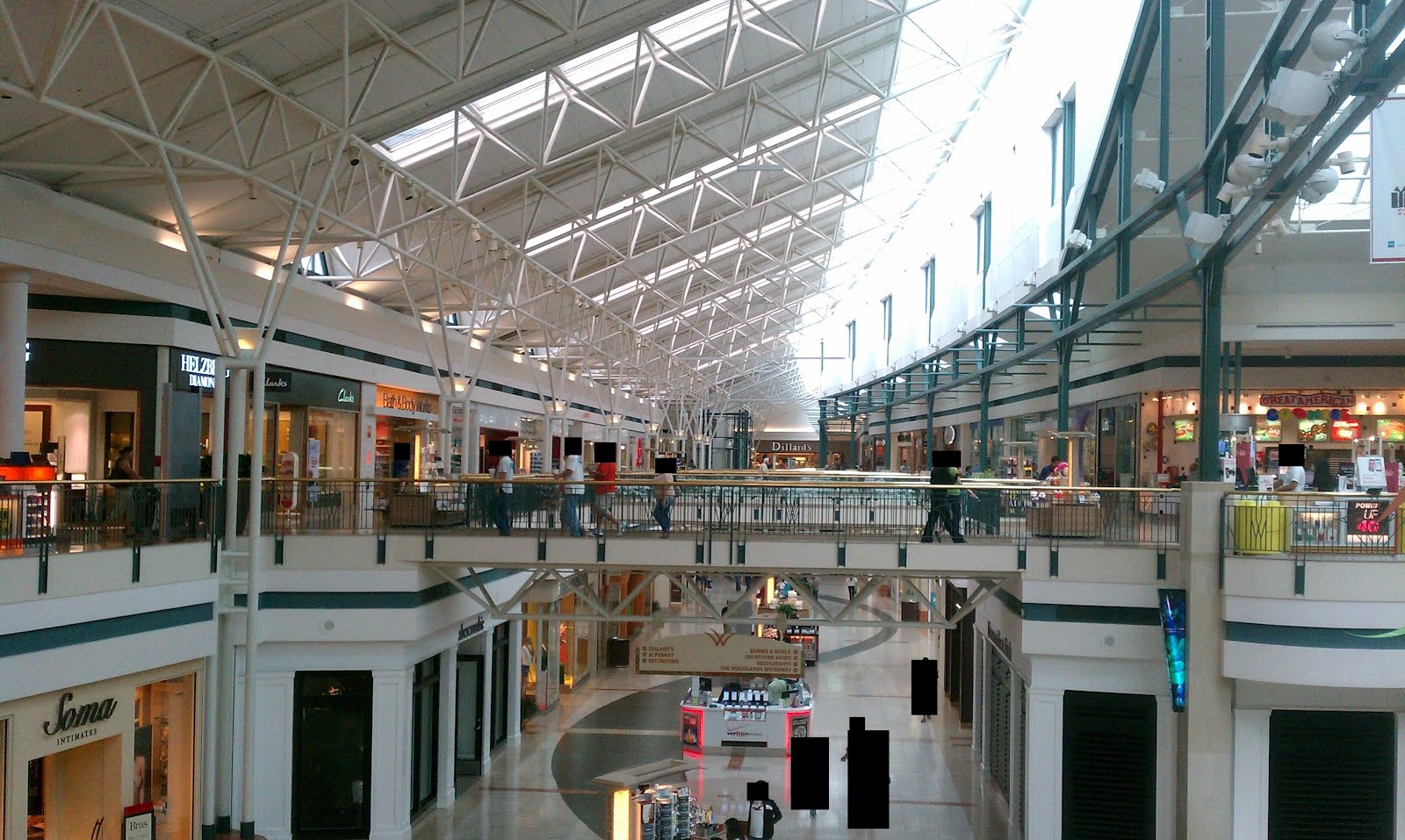 What Does The Woodlands Mall Look Like?