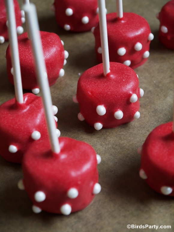 Strawberry Shaped Cake Pop Tutorial Strawberry Shaped Cake Pop Tutorial