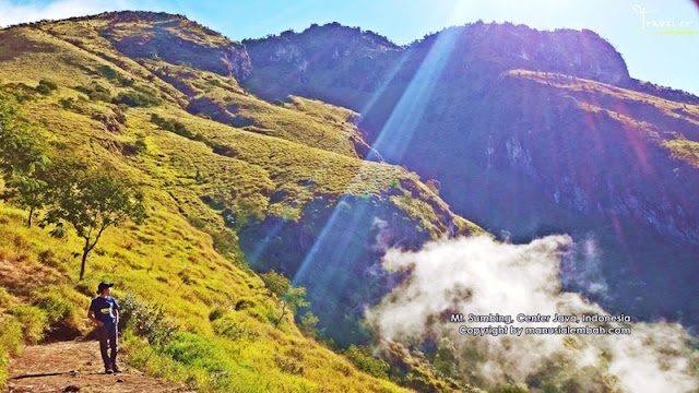 Pendakian Gunung Sumbing 3.371 via Banaran