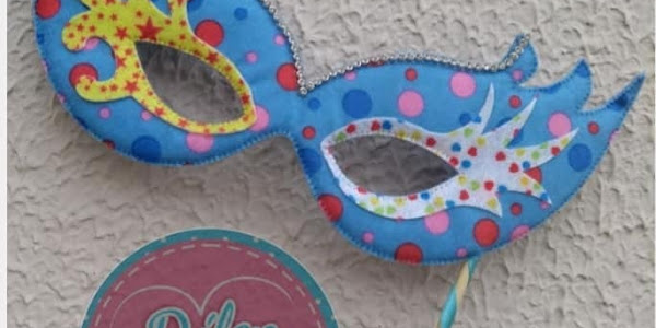 Decoração de Carnaval Máscara em Feltro com Moldes