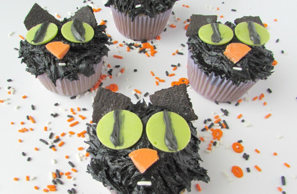 Served Up With Love: 20 Sweet Treats for Halloween