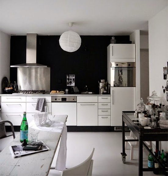 cozinha preta e branca