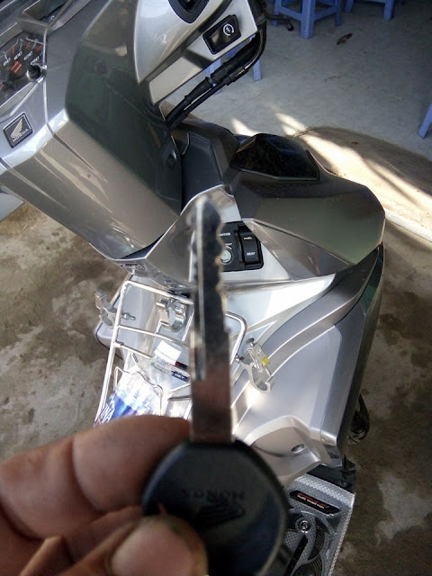 Đánh chìa khóa xe máy Air Blade Honda Đánh chìa khóa xe máy Air Blade Honda