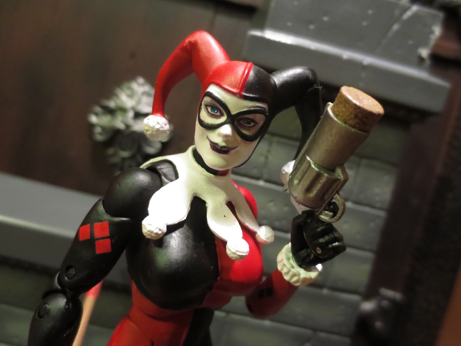 DC Direct Harley Quinn Figure - Action Figures & Accessories