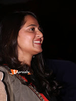 anushka in black salwar-cover-photo