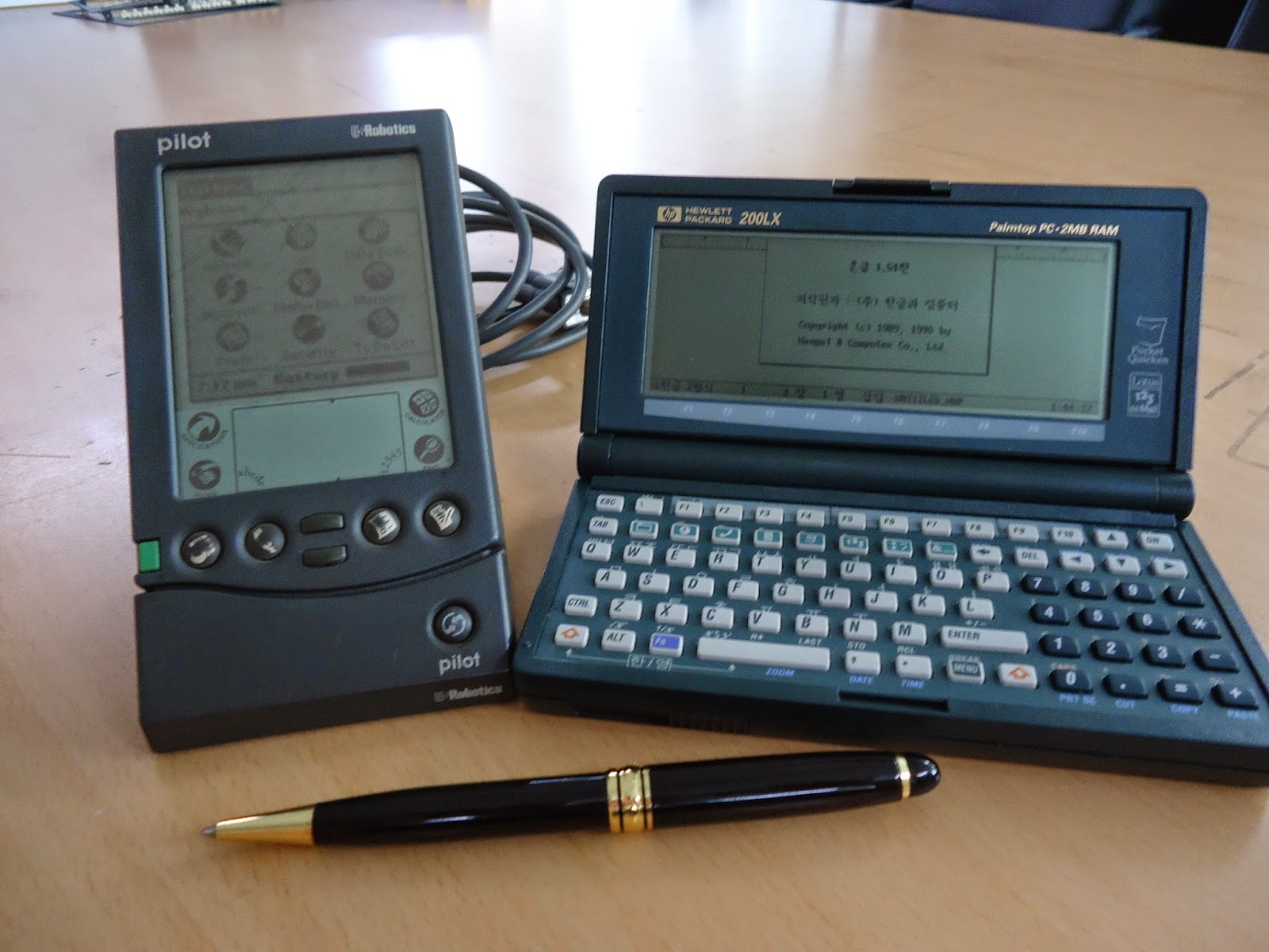 GoodKook's Place 20년 전의 PDA, Palm Pilot & HP 200LX