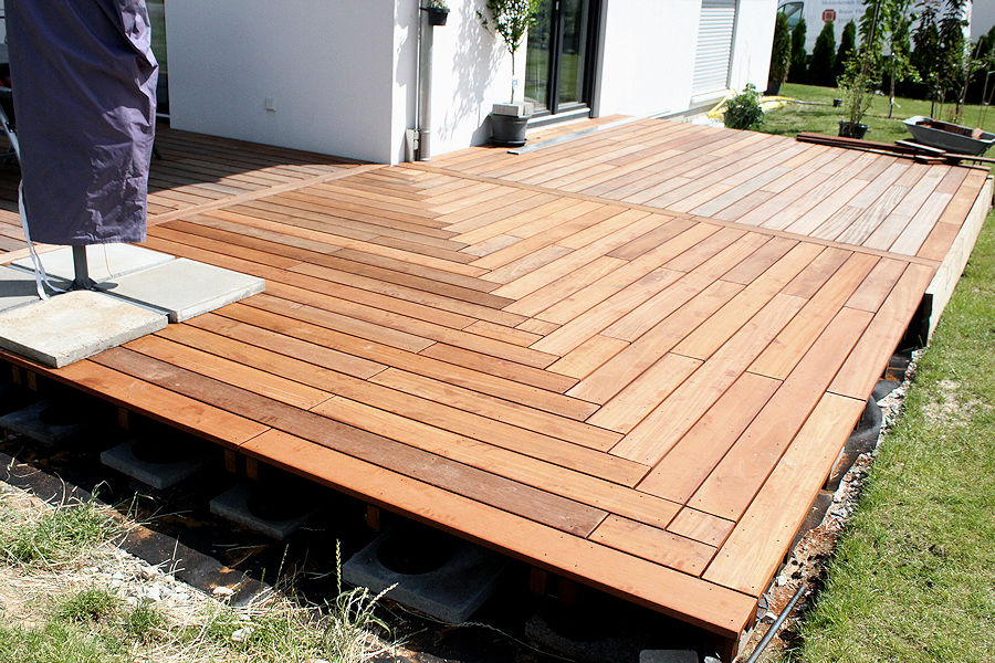 Wir bauen ein Haus Terrassendeck fertig Wir bauen ein Haus Terrassendeck fertig