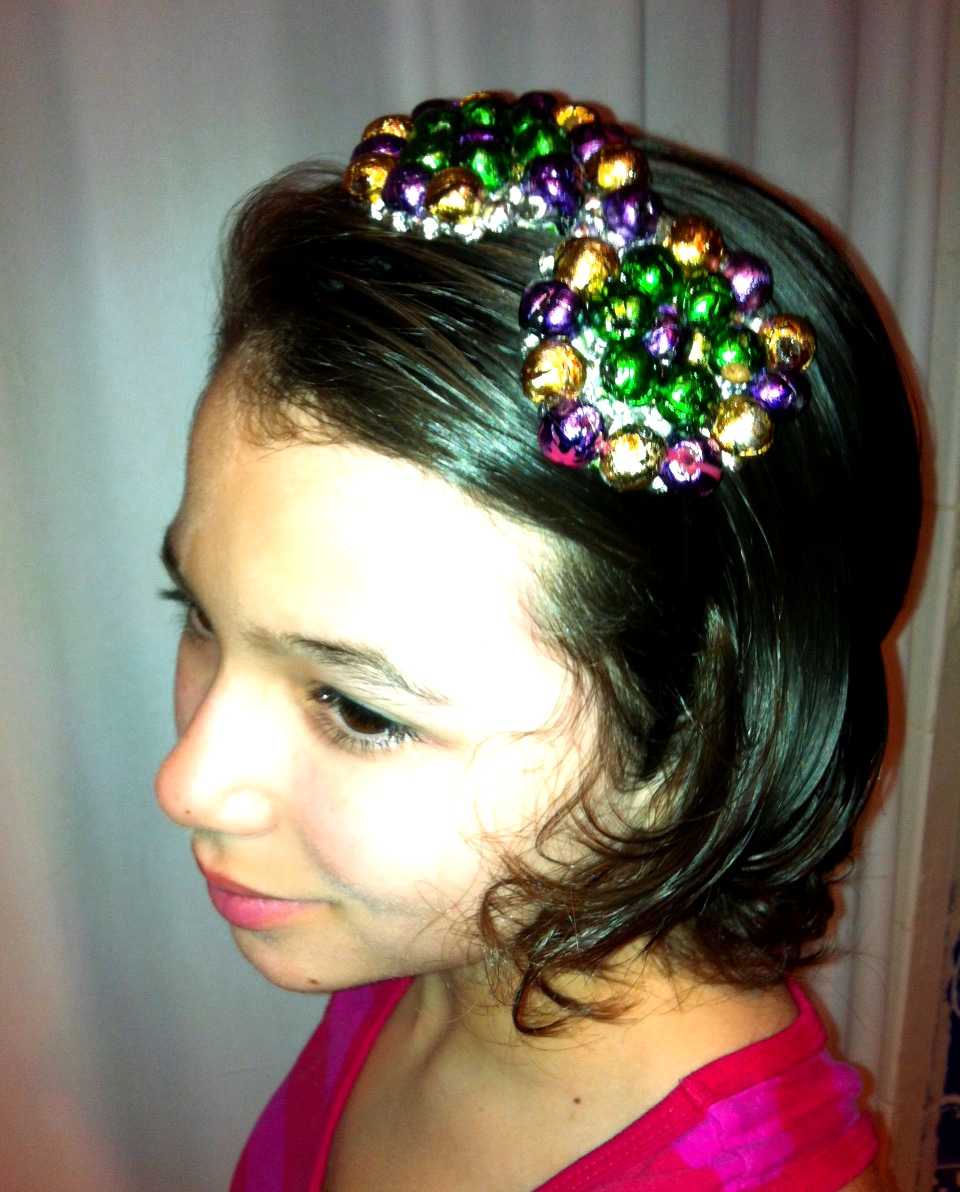 mardi gras beads crafts