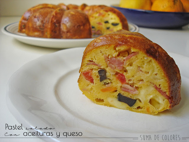 Pastel Salado De Verduras Con Queso Y Aceitunas Negras