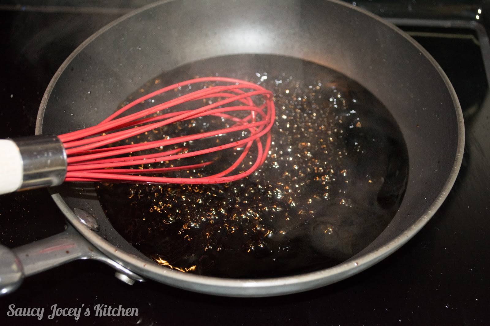 Saucy Jocey's Kitchen White Pizza with Balsamic Glaze