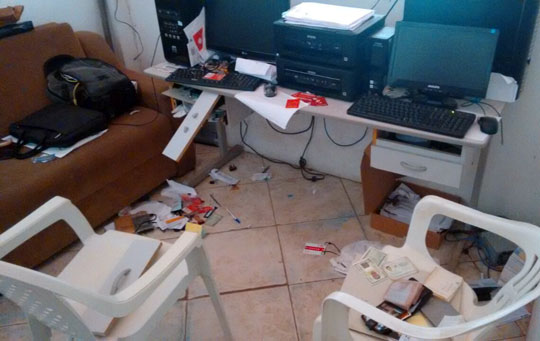 Queimadas: lan house volta a ser alvo de criminosos Queimadas: lan house volta a ser alvo de criminosos